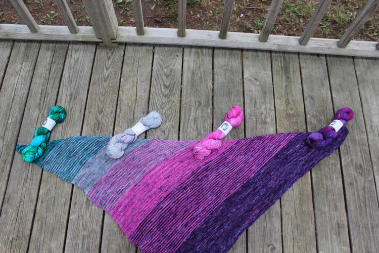 Fangirl Fade Shawl Kit