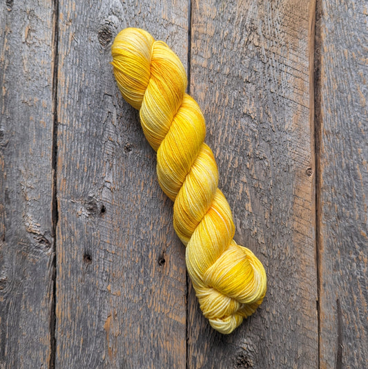 yellow hand dyed yarn, sock yarn, twisted skein, Keenan hand dyed, merino yarn, wool yarn, merino nylon yarn