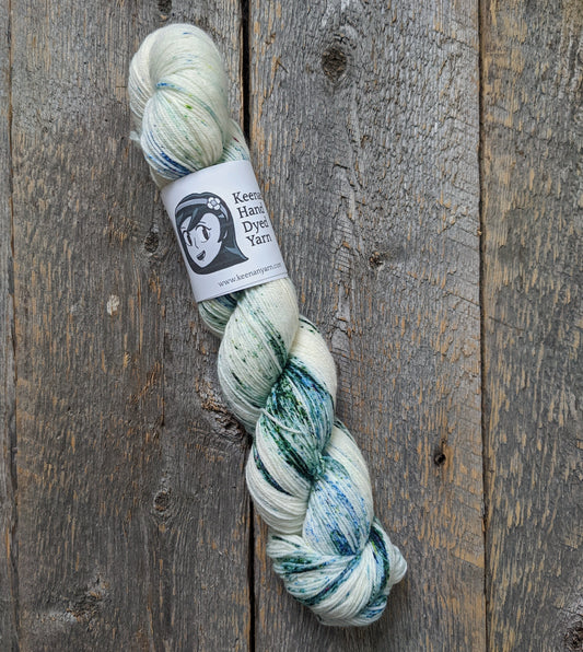 blue green speckled hand dyed yarn, sock yarn, twisted skein, Keenan hand dyed, merino yarn, wool yarn, merino nylon yarn