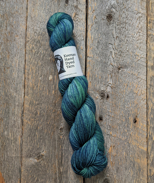 green hand dyed yarn, blue hand dyed yarn, sock yarn, twisted skein, Keenan hand dyed, merino yarn, wool yarn, merino nylon yarn