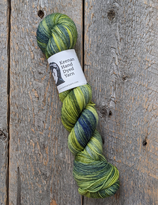 green hand dyed yarn, dark blue hand dyed yarn, sock yarn, twisted skein, Keenan hand dyed, merino yarn, wool yarn, merino nylon yarn