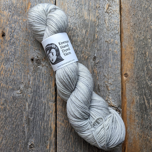 silver hand dyed yarn, gray hand dyed yarn, BFL yarn, bluefaced leicester yarn, wool, DK yarn, superwash yarn